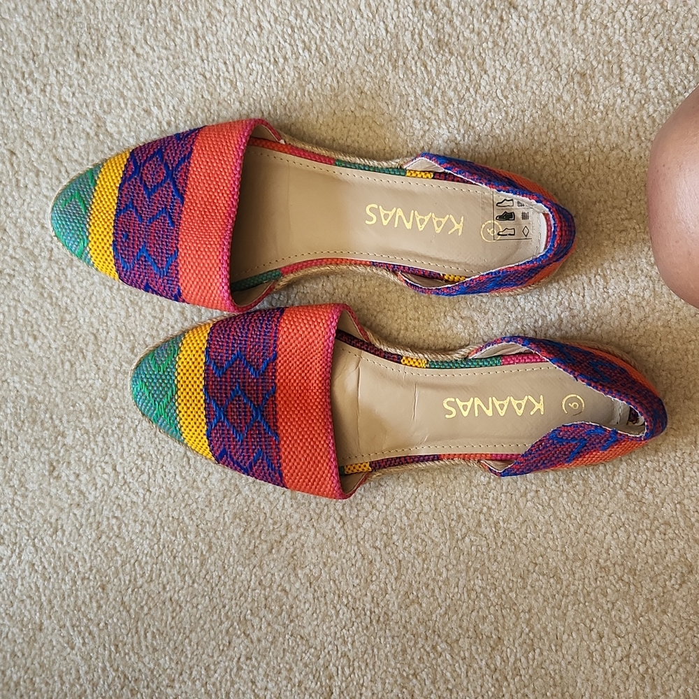 Kaanas bright Colors Woven slip ons, 9